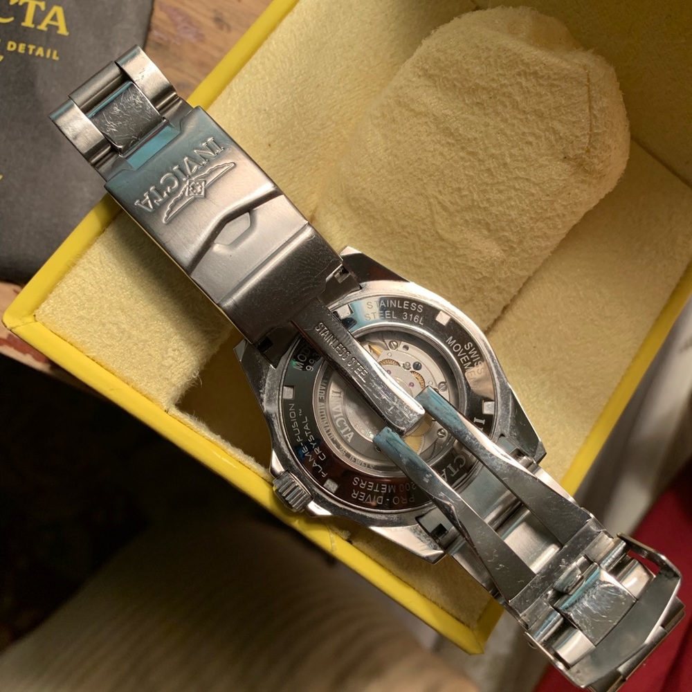Pre owned men’s invicta watch - Picture 5 of 6